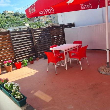 Vila 32 Berat Exteriör bild